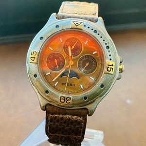 1995 RARE FOSSIL CHRONOGRAPH MOON PHASE WATCH BQ-8709